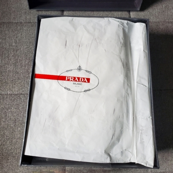 Prada White Leather Slingback Crossover Platform Sandals Size 38.5 / 8.5 - Picture 9 of 11